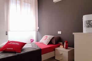 Zona Fiera, camera singola moderna libera da Ago