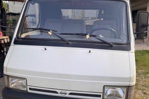 Furgone Nissan
