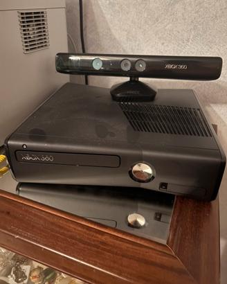 Xbox 360 con Kinect + 1 controller