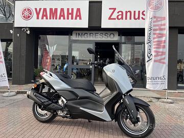 Yamaha X-Max 300 Allestimento TECH POCHISSIMI KM