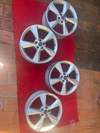 Cerchi in lega Audi Q3 sportback 18