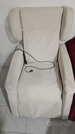 Poltrona con sollevatore