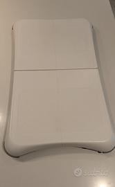 Wii Balance Board + Wii Fit Plus