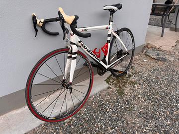 Bici da corsa Rodman D306 in fibra di carbonio