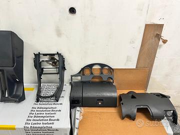 Mercedes SLK R 170 plastiche nere interne