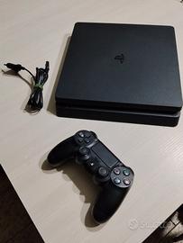 PS4 più controller