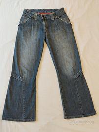 Pantaloni jeans vintage marca Levi's (come nuovi)