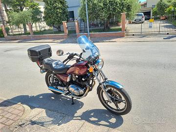 Moto Suzuki GS450L