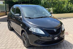 Lancia Ypsilon 1.2 69 CV 5 porte Elefantino Blu