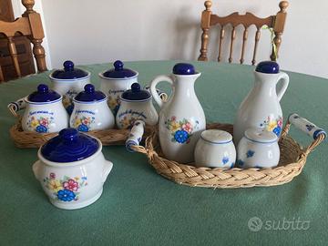 Set in ceramica per condimenti e spezie