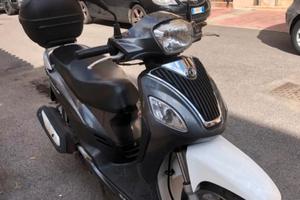 scooter Sym 150