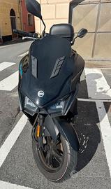 scooter sym -  jet x 125