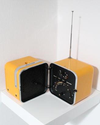 Radio cubo Brionvega TS502 gialla 