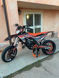 KTM 125  2 tempi Motard anno 2023