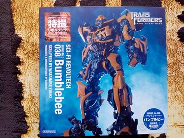 Bumblebee Revoltech 038
