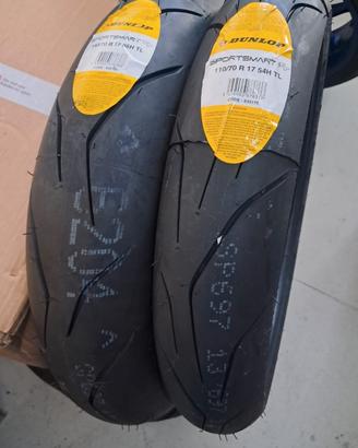 gomme moto 