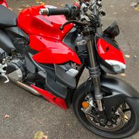 Ducati Streetfighter V2 (2021 2024)