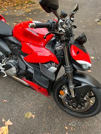 Ducati Streetfighter V2 (2021 2024)