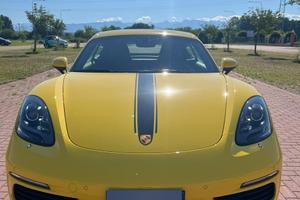 Porsche 718 Cayman