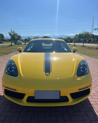 Porsche 718 Cayman