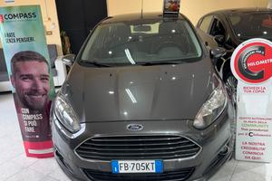 Ford Fiesta 1.4 3 porte Bz.- GPL Black & White Edi