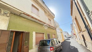 CASA INDIPENDENTE A RACALE