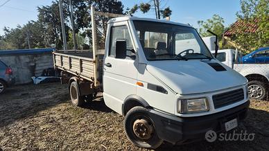 Iveco Daily ribaltabile 35.12