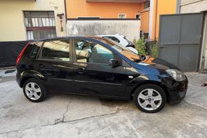 FORD FIESTA  1.2 BENZINA ANNO 2008