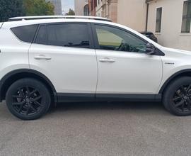 Toyota rav4 - 2018