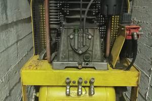 Compressore LISAM per raccolta olive