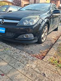 Opel Astra GTC