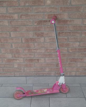 Monopattino barbie 2 ruote