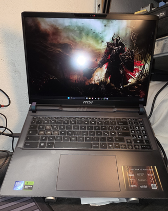 MSI VECTOR 16 HX AI i9 5080 Gaming