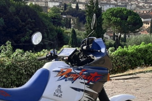 Nx 650 dominator epoca ASI con CRS