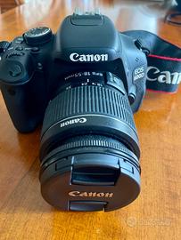 Canon Eos 600D+obiettivi 18-55 mm+75-300 mm+zaino