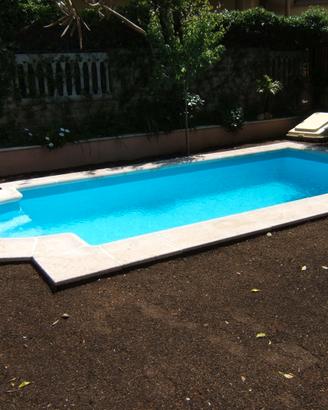PISCINA IN VETRORESINA " IMPERO 65"