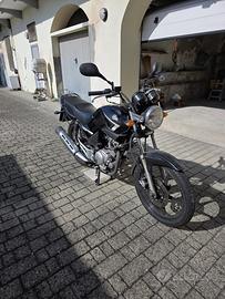 YAMAHA YBR 125