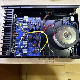 amplificatore Adcom  5200