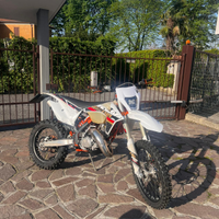 Ktm exc 125 six days