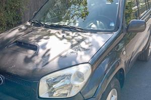 Toyota rav 4 anno 2005