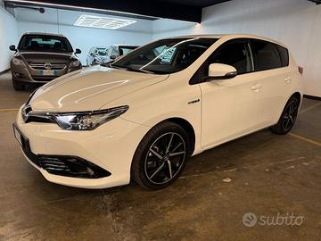 Toyota Auris 1.8 Hybrid Lounge