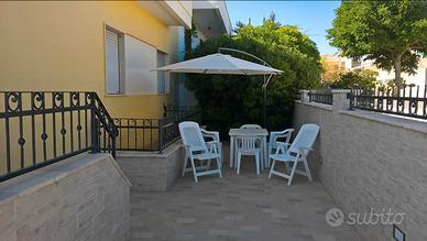 Villini frontespiaggia via piitagora a pescoluse