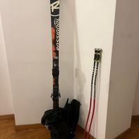 2 coppie Sci da gara Rossignol e racchette Leki