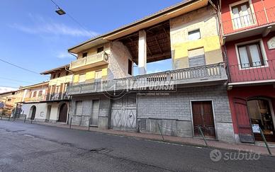 Casa Colonica a San Giorgio Canavese 8 locali