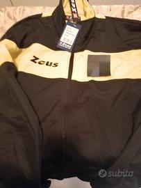 Tuta Zeus