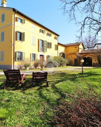 VILLA SINGOLA A NOVELLARA