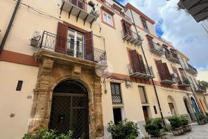 MONOLOCALE A PALERMO