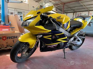 Honda CBR RR FIRE BLADE