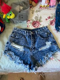 Pantaloncini corti