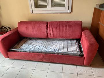 Divano letto matrimoniale